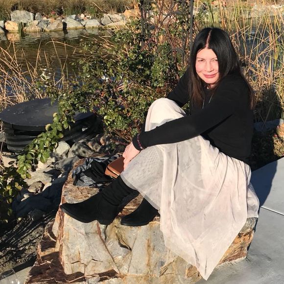 Meet your Posher, Janie - Picture 1 of 1